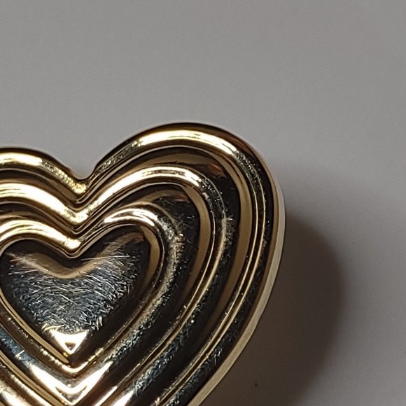 The Variety Club Metal Heart Brooch - Picture 4 of 11